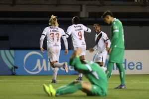 perto-do-fim-de-emprestimo,-matheus-franca-tem-melhor-atuacao-pelo-vasco