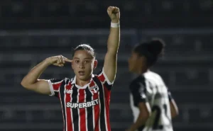 fora-de-casa,-sao-paulo-vence-o-classico-contra-o-corinthians-na-estreia-do-paulistao-f