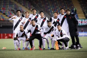 jogadores-do-sub-20-disputam-2-jogos-em-24-horas-e-ganham-destaque-no-vasco