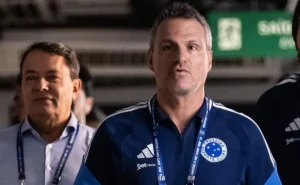 bruno-spindel-revela-situacao-de-matheus-henrique-e-detona-arbitragem-apos-bahia-x-cruzeiro