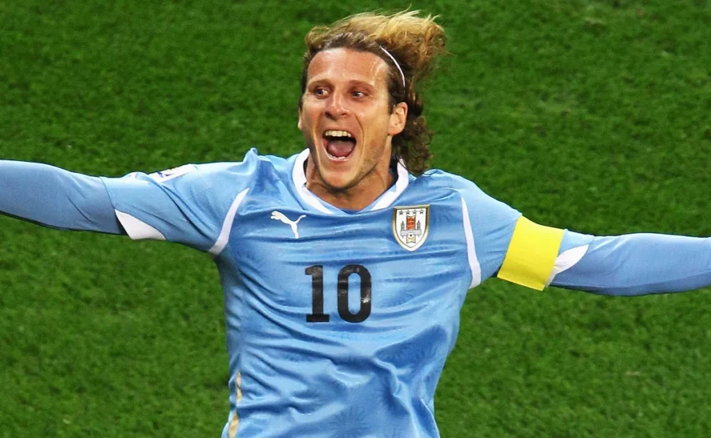 diego-forlan-recolocou-o-uruguai-entre-as-potencias-do-futebol-mundial-nas-copas-do-mundo
