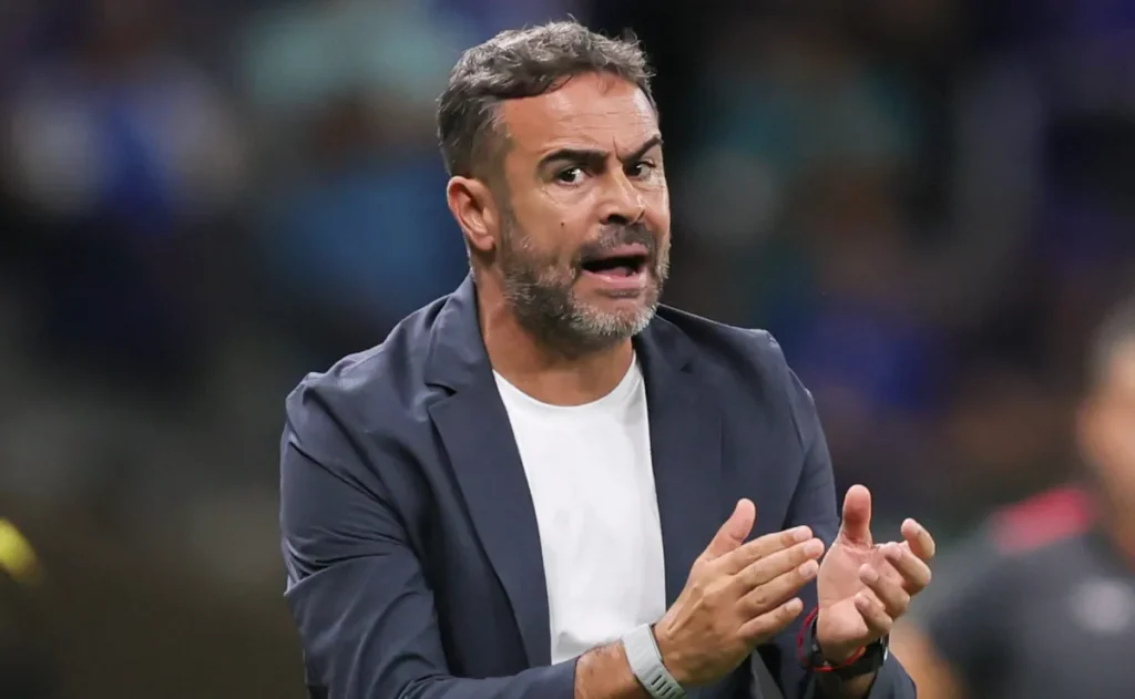 artur-jorge-alerta-para-falta-de-eficiencia-em-classificacao-do-cruzeiro