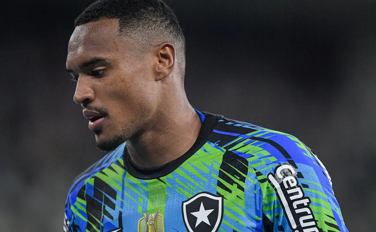 john-perde-forca-e-cruzeiro-recua-por-novo-goleiro