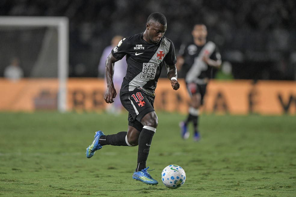 marino-aproveita-chances-e-ganha-moral-com-renato-gaucho-no-vasco