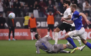 corinthians-vence-barra-sc-com-gol-de-yuri-alberto-e-avanca-na-copa-do-brasil