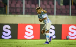 gremio-atropela-o-confianca,-avanca-as-oitavas-e-agora-mira-duelo-contra-o-bahia