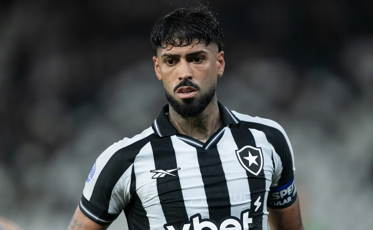 botafogo-quer-postergar-saida-de-barboza-ao-palmeiras-e-clube-paulista-pressiona
