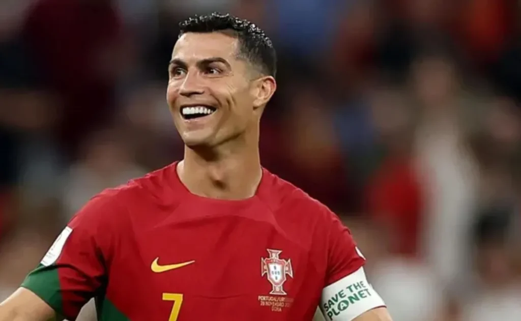 tecnico-de-portugal-cita-impacto-de-cristiano-ronaldo-na-copa-do-mundo:-“idade-e-apenas-um-numero”