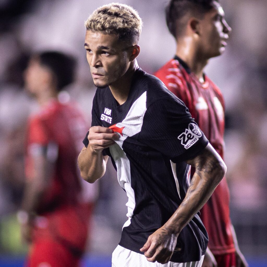 veja-os-numeros-de-adson-como-titular-do-vasco