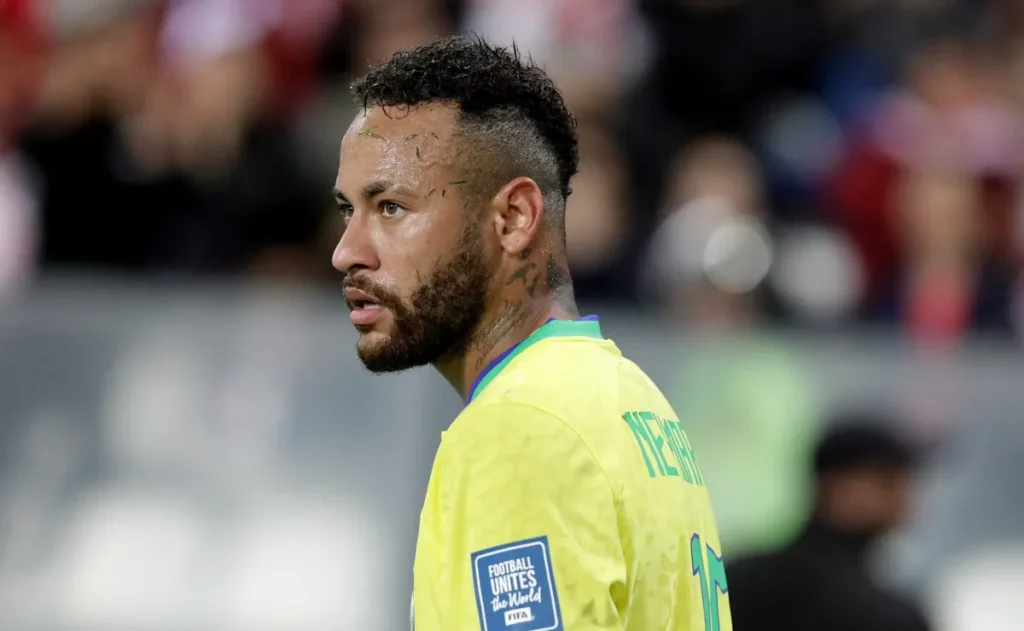 caio-ribeiro-garante-presenca-de-neymar-na-copa-do-mundo:-“selecao-nao-pensa-no-corte”