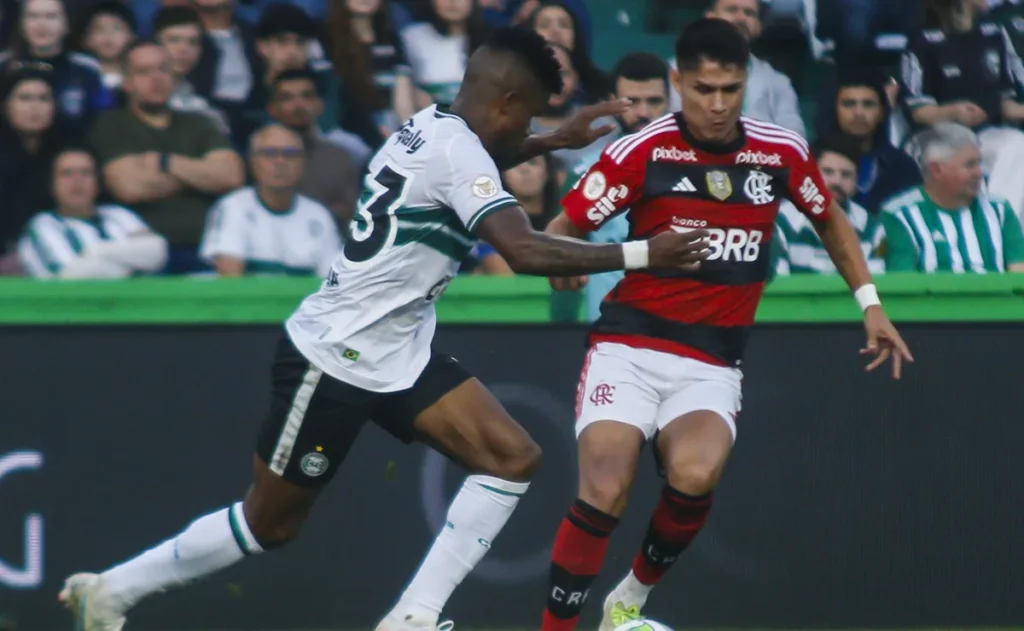 flamengo-x-coritiba:-onde-assistir-ao-vivo,-horario-e-escalacoes-do-jogo-deste-sabado