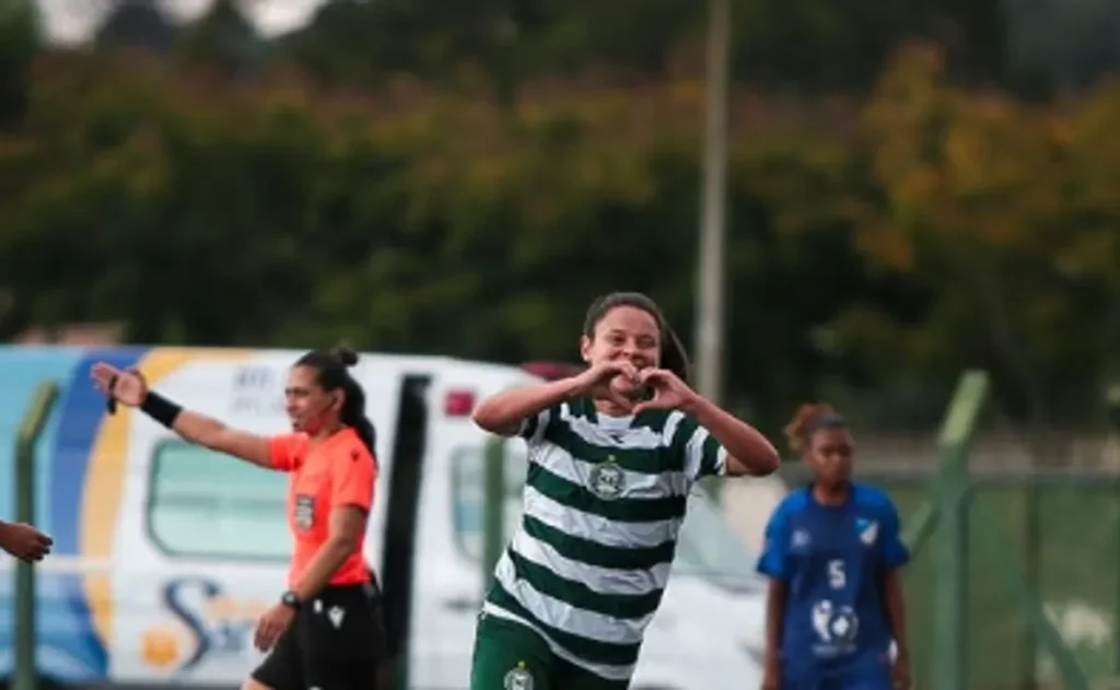 coritiba-bate-real-heips-e-se-classifica-para-as-quartas-do-brasileirao-feminino-a3