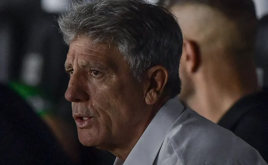 renato-gaucho-diz-que-“falta-dinheiro”-ao-ser-cobrado-por-reforcos-no-vasco