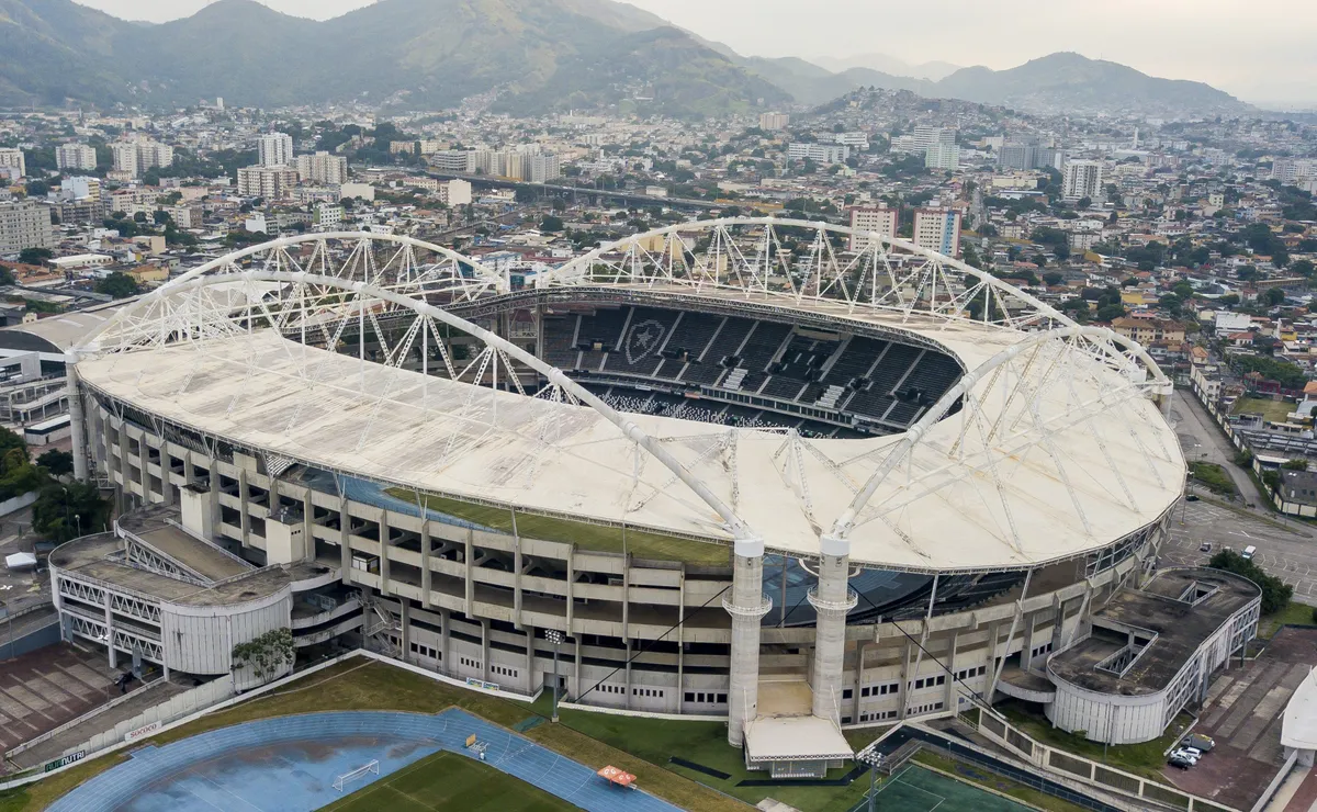 botafogo-corre-riscos-de-perder-pontos-no-brasileirao-por-divida-de-quase-r$-300-milhoes-na-fifa
