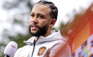 memphis-depay-critica-decisoes-no-corinthians-em-recuperacao-de-lesao-e-projeta-copa-do-mundo