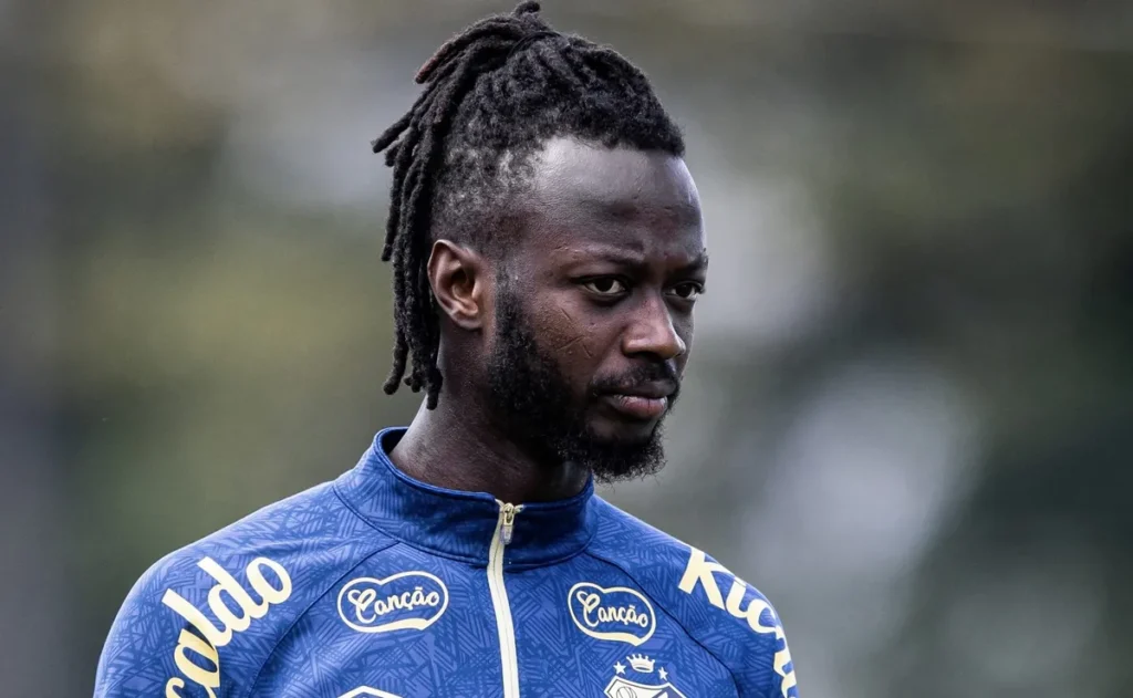 al-markhiya,-do-catar,-processa-santos-na-fifa-por-yusupha-njie;-peixe-pode-sofrer-transfer-ban