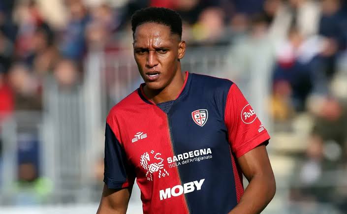 vasco-sondou-o-zagueiro-yerri-mina,-o-cagliari,-e-o-atacante-abraham-marcus,-do-estrela-amadora