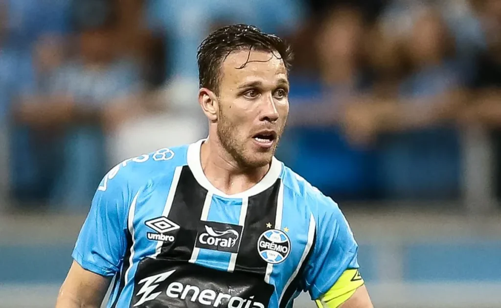 negociacao-do-gremio-com-arthur-emperra-e-volante-quer-permanecer-no-futebol-brasileiro