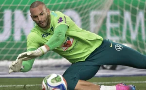 weverton-tem-confirmacao-de-ancelotti-e-devera-jogar-o-segundo-tempo-contra-o-egito