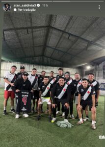 saldivia-presenteou-seus-parentes-com-camisas-do-vasco;-veja-foto