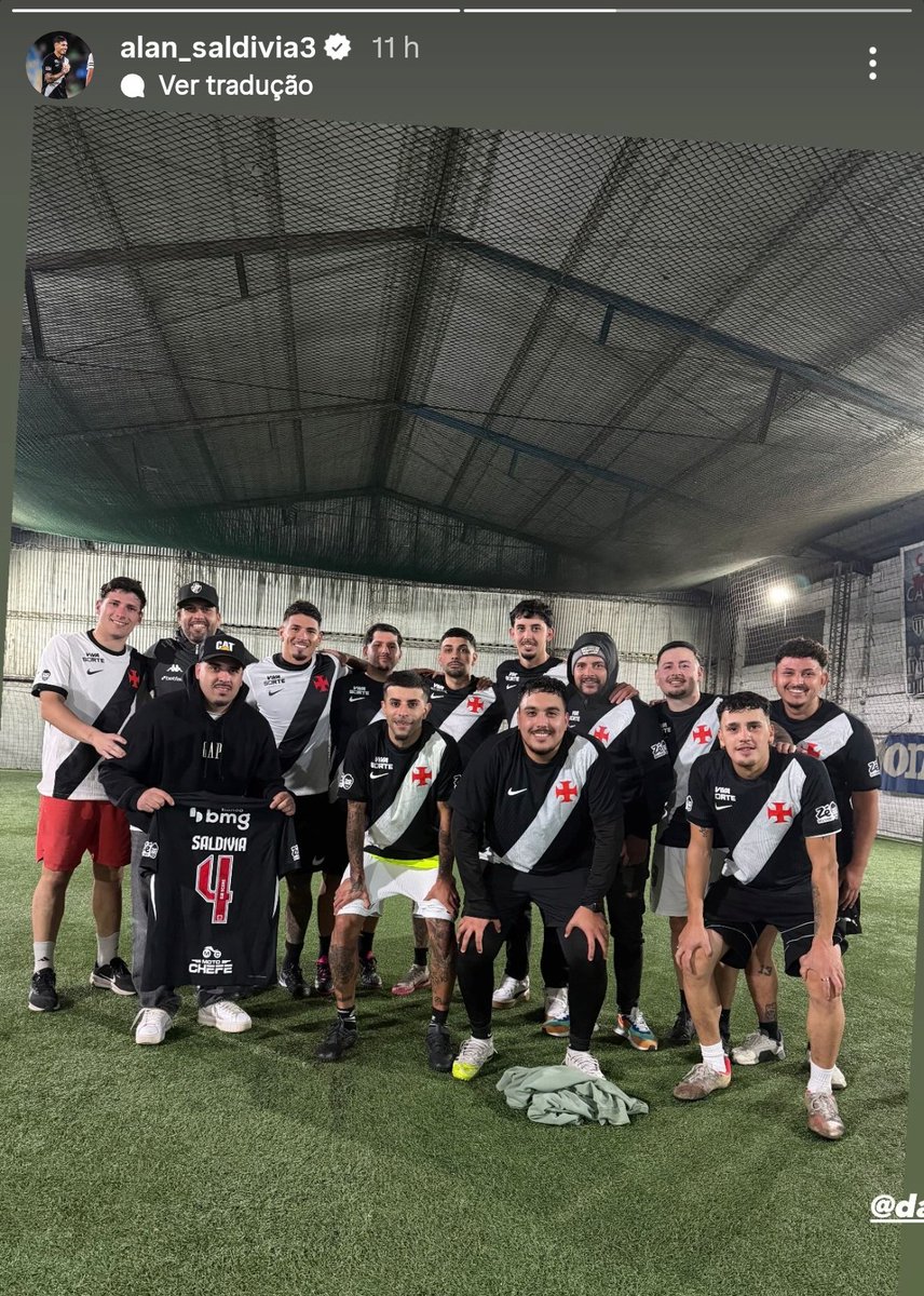 saldivia-presenteou-seus-parentes-com-camisas-do-vasco;-veja-foto
