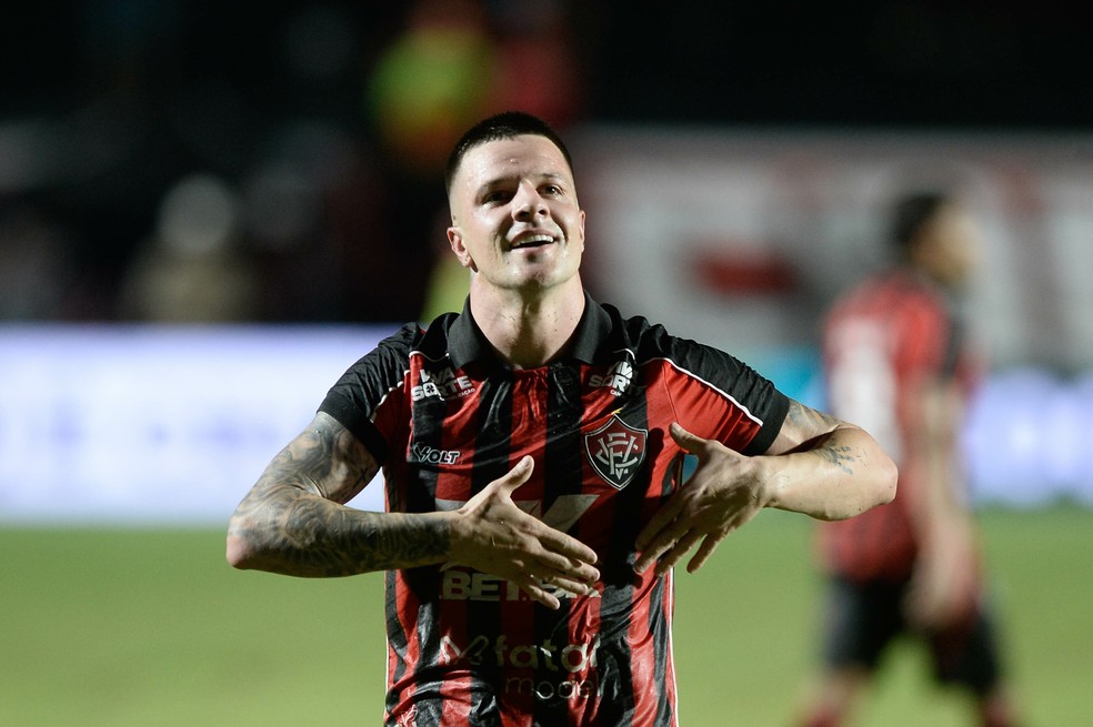 cria-renato-kayzer-faz-o-gol-do-titulo-do-vitoria-e-termina-a-copa-do-nordeste-como-artilheiro