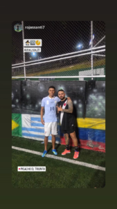 de-ferias-na-colombia,-johan-rojas-disputa-pelada-com-amigos