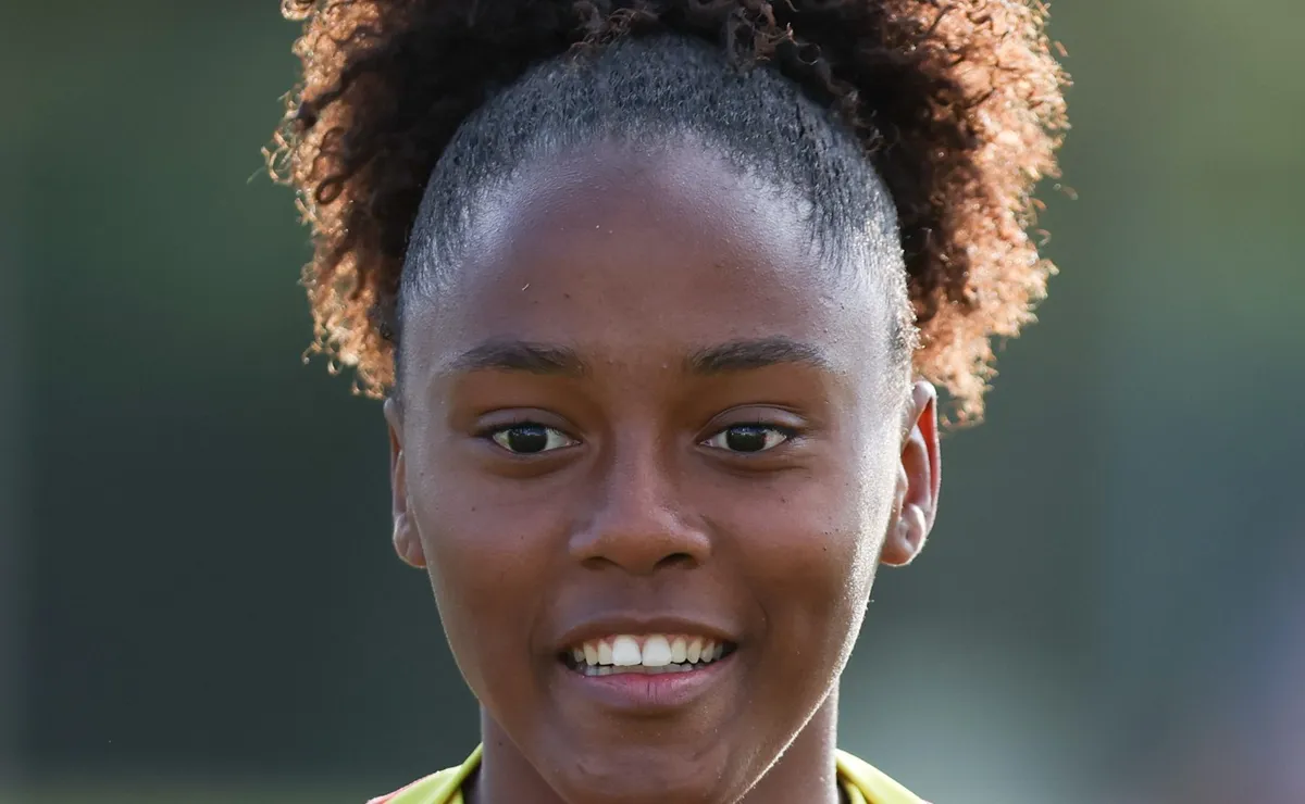 kaylane-celebra-primeira-convocacao-e-projeta-possivel-estreia-pela-selecao-brasileira-feminina