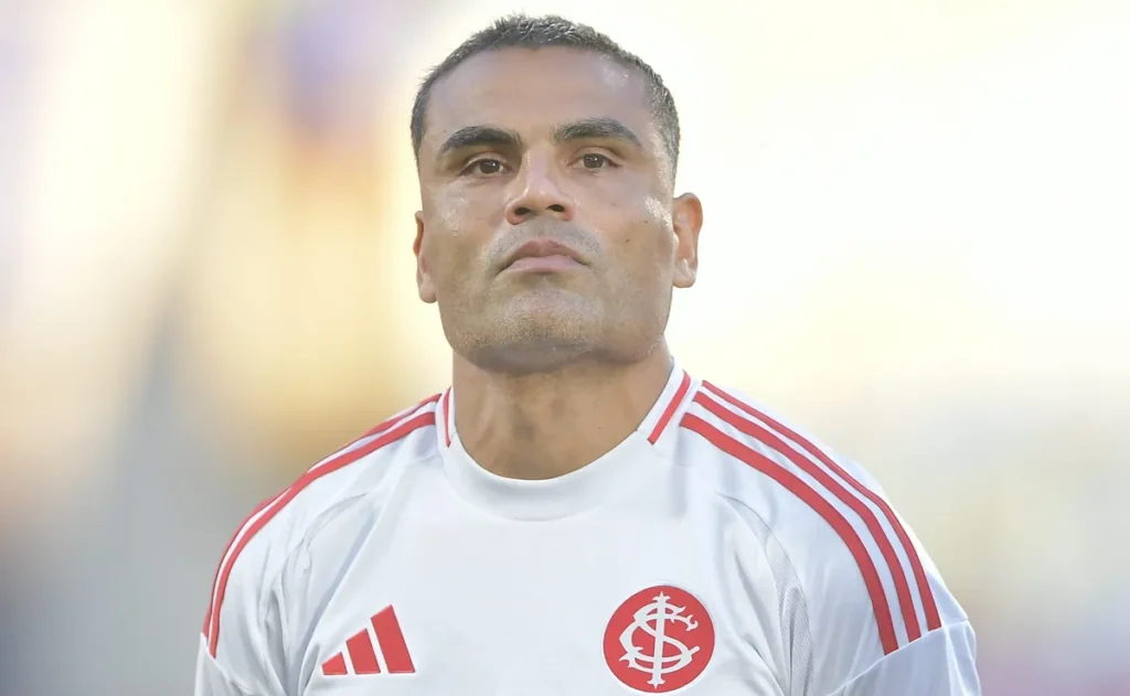 mercado-puxa-a-fila-dos-seis-titulares-que-podem-deixar-o-internacional