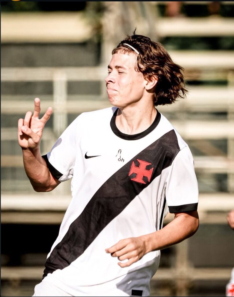 sub-14:-vasco-venceu-o-botafogo-por-3-a-0-pelo-torneio-elio-campos