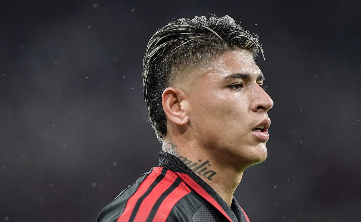 com-aval-de-jardim,-carrascal-recalcula-rota-e-busca-volta-por-cima-no-flamengo