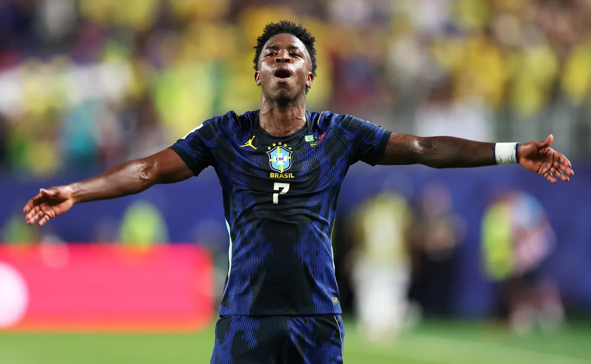 torcedores-comparam-vini-jr-com-neymar-e-enaltecem-atacante-do-real-madrid:-“o-homem-do-brasil”
