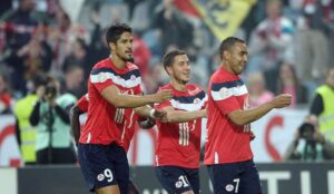tulio-de-melo,-que-facilitou-a-chegada-de-payet-ao-vasco,-pode-ajudar-na-contratacao-de-aubameyang
