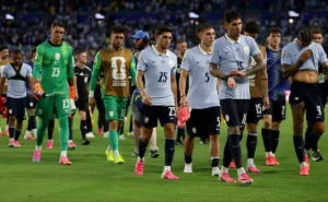 de-la-cruz,-do-flamengo,-desabafa-apos-empate-entre-uruguai-x-cabo-verde:-“engolir-sapo”