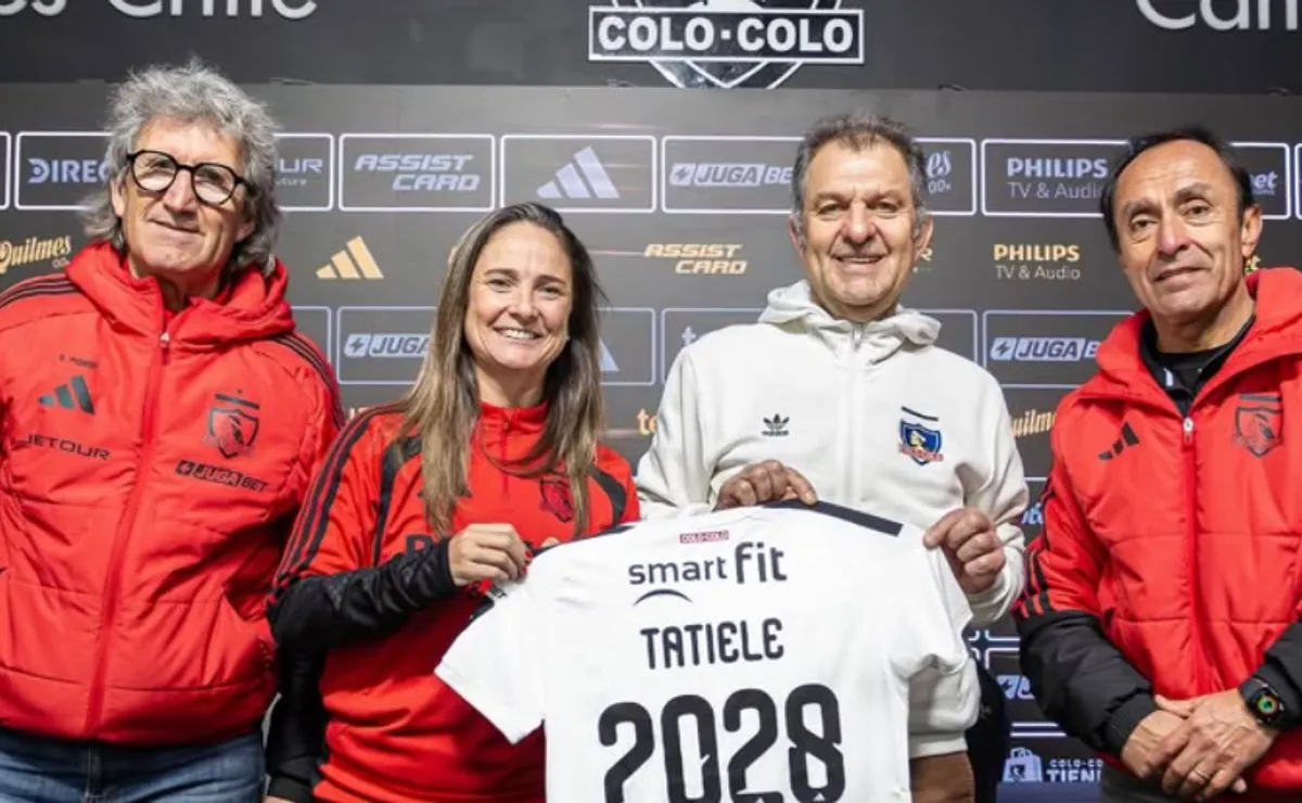 brasileira-tatiele-silveira-renova-contrato-com-colo-colo,-do-chile,-ate-2028