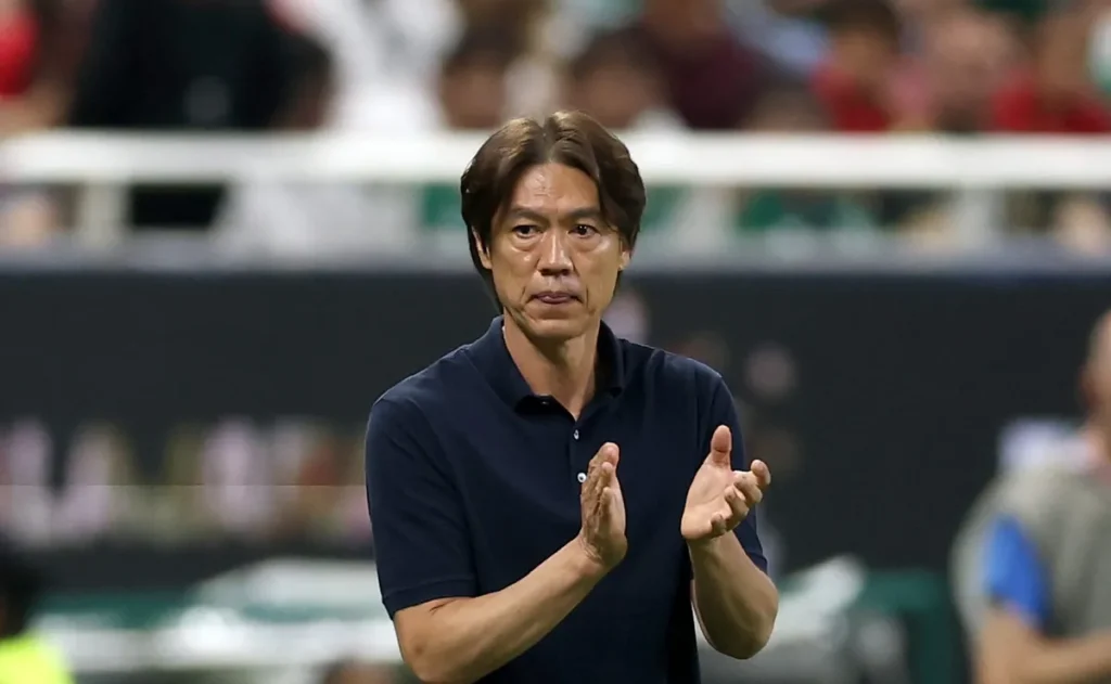 tecnico-da-coreia-do-sul-assume-responsabilidade-de-derrota-para-a-africa-na-copa