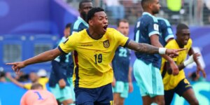 equador-vence-alemanha-de-virada-e-carimba-vaga-no-mata-mata-da-copa