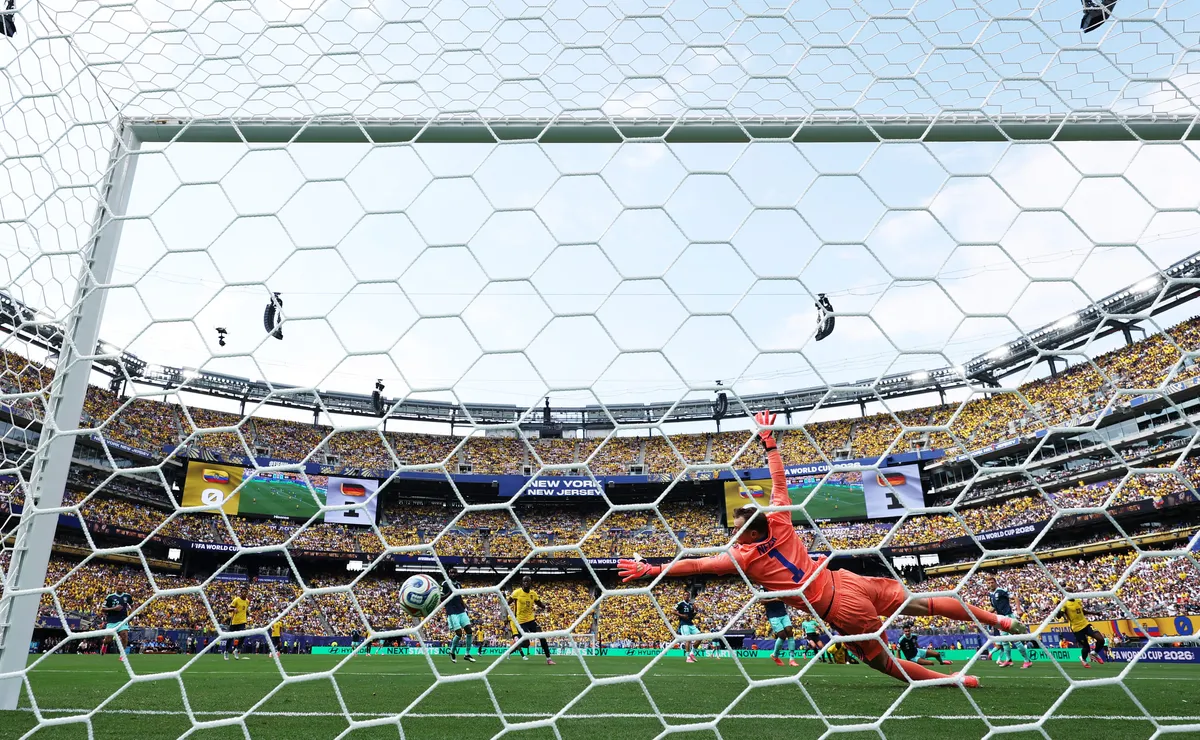 nagelsmann-sai-em-defesa-de-neuer-apos-derrota-da-alemanha-para-o-equador:-“nao-vejo-erro”