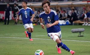 contra-o-brasil,-japao-pode-ter-a-volta-de-takefusa-kubo,-titular-absoluto-da-selecao-japonesa