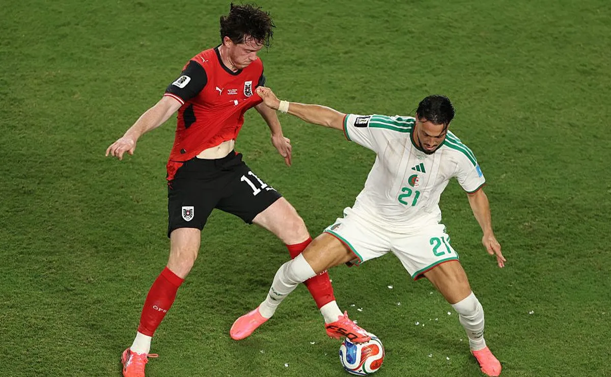 argelia-busca-empate-dramatico-com-a-austria-e-garante-vaga-nas-oitavas-da-copa-do-mundo