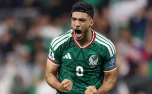 raul-jimenez-faz-golaco-contra-o-equador-e-alcanca-marca-historica-pela-selecao-do-mexico