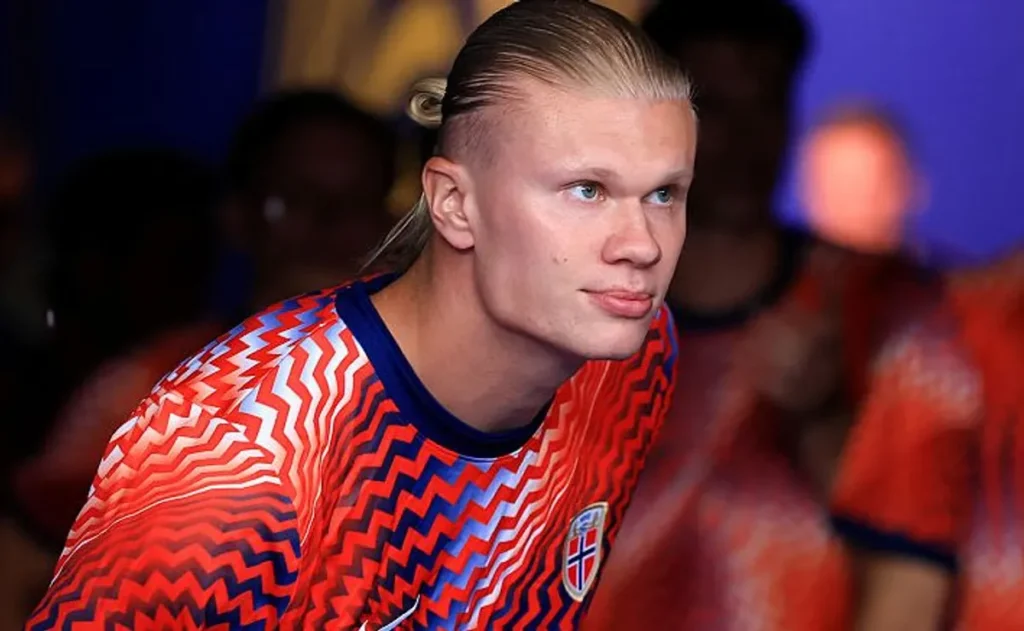 haaland-chega-voando-para-duelo-com-o-brasil-apos-inicio-avassalador-na-copa