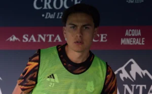 alvo-do-flamengo,-dybala-esta-proximo-de-renovar-contrato-com-a-roma,-segundo-cesar-luis-merlo