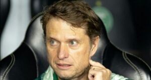 vasco-encaminha-acerto-com-fernando-seabra