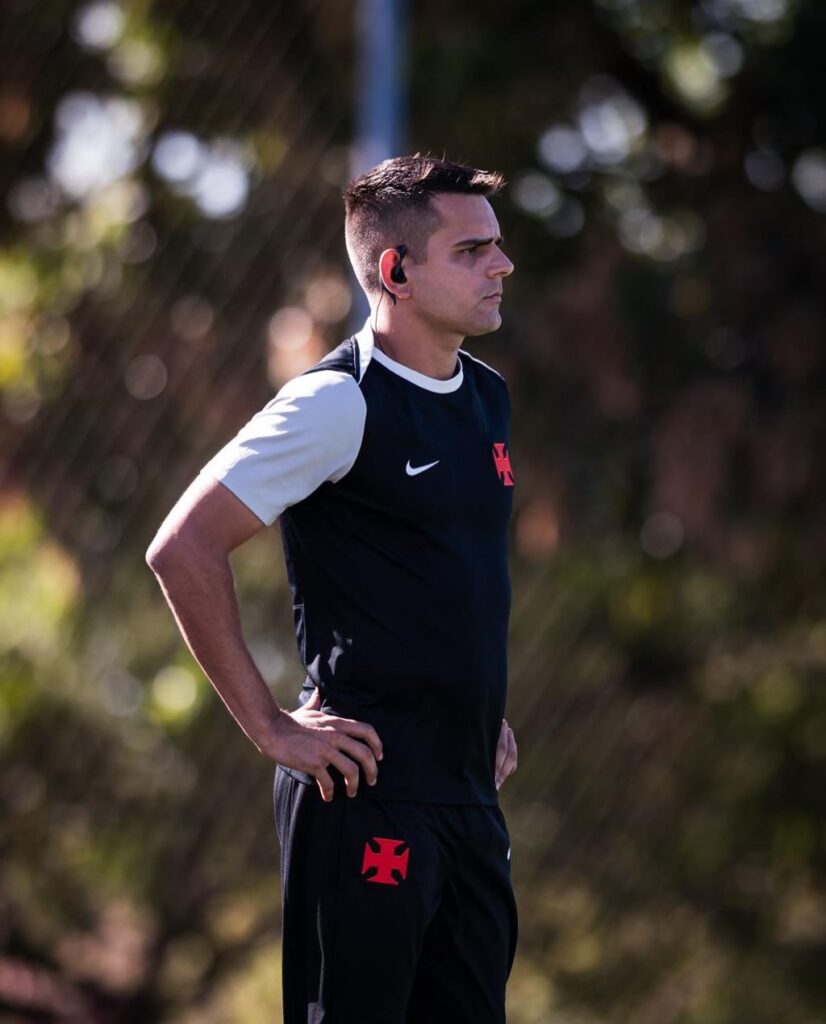 sub-20:-treinador-matheus-curopos-faz-balanco-da-participacao-do-vasco-na-1a-fase-do-brasileiro