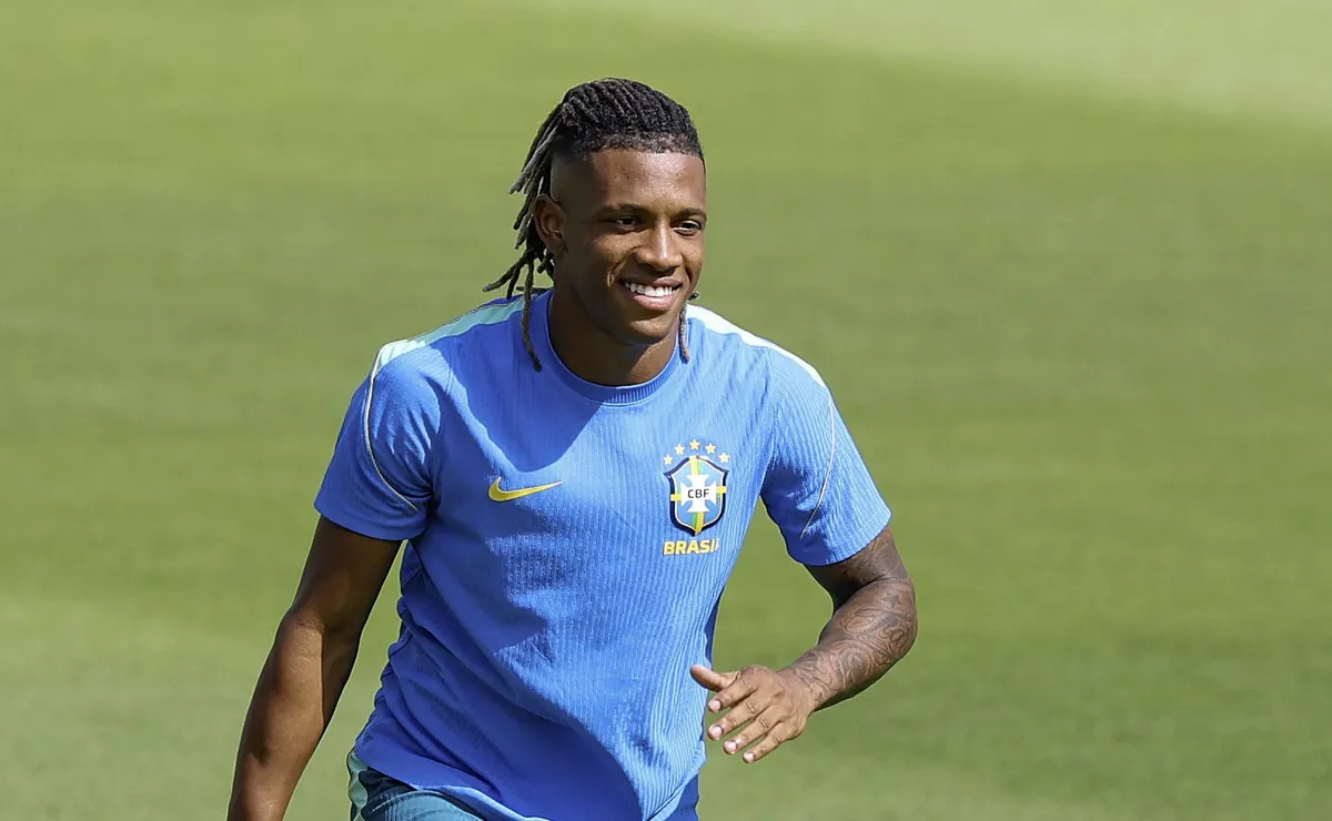possivel-titularidade-de-danilo-em-brasil-x-noruega-pode-encerrar-marca-do-botafogo-desde-1998