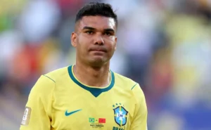 pendurados-da-selecao-brasileira:-casemiro-e-danilo-jogam-sob-risco-contra-a-noruega