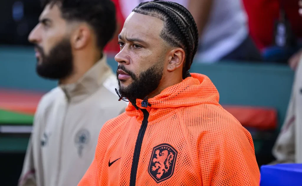 memphis-depay-lamenta-eliminacao-da-holanda-da-copa-do-mundo-2026:-“estou-devastado”