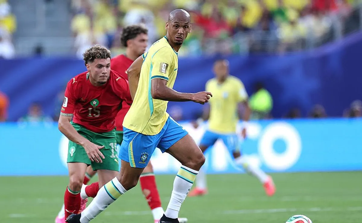 fabinho-adia-decisao-sobre-futuro-e-prioriza-retorno-ao-futebol-europeu-ao-inves-do-palmeiras