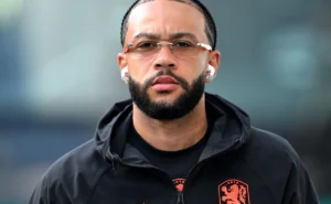 com-futuro-incerto-no-corinthians,-memphis-depay-entra-na-mira-do-tigres,-do-mexico